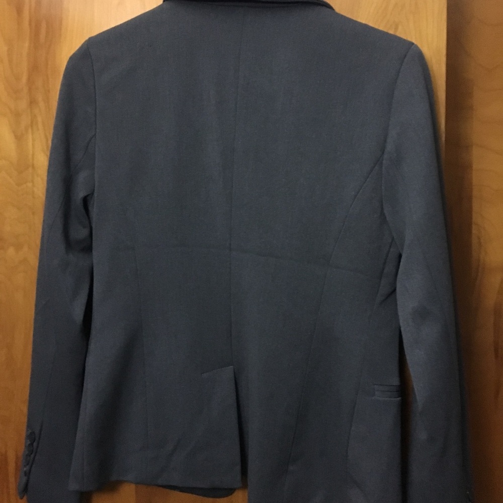 Blazer - Picture 2 of 2
